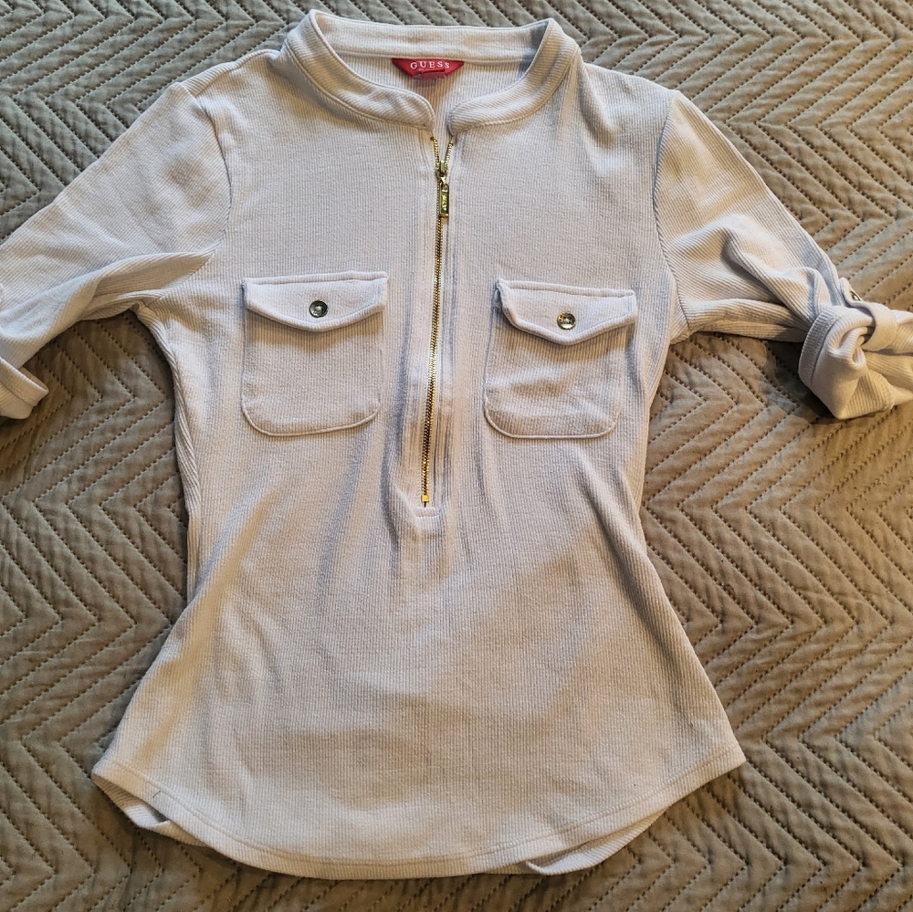 Chandail guess